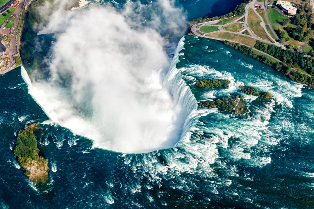Les chutes du Niagara au Canada.