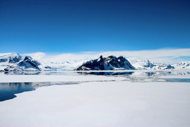 L'Antarctique, le plus grand, le plus aride et le plus froid des déserts.
