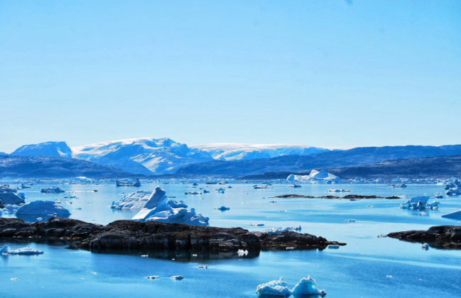 Icebergs dans le fjord de Sermilik au Groenland.