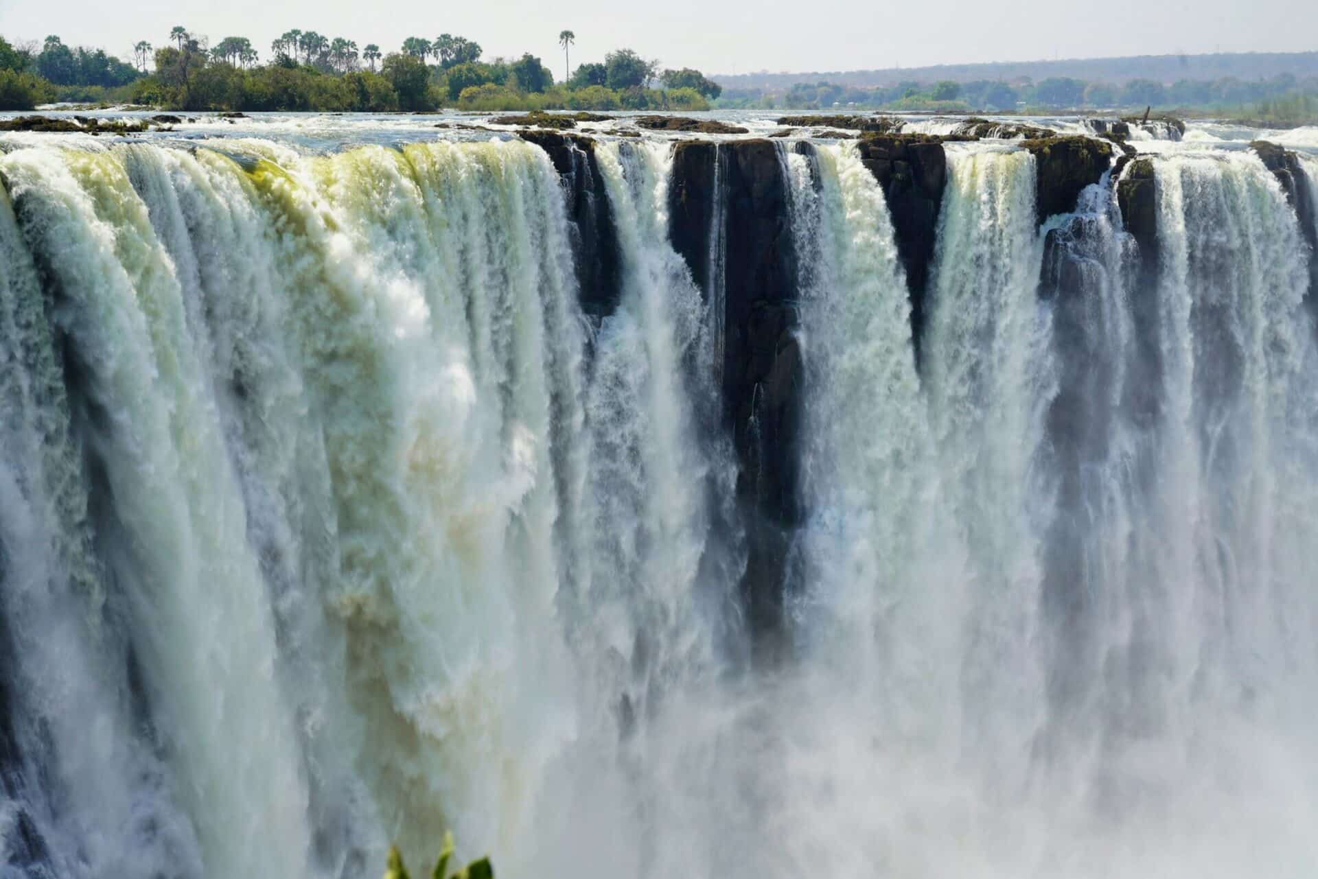 Chute Rideau Chutes Victoria : la Fumée qui Tonne | L'Odyssée de la Terre