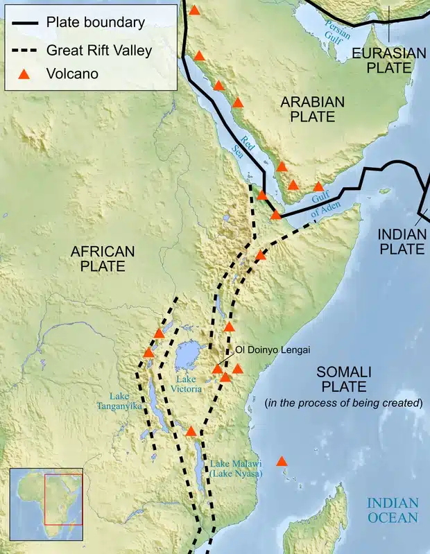 Carte de l'Afrique avec la vallée du Grand Rift clairement marquée et localisée.